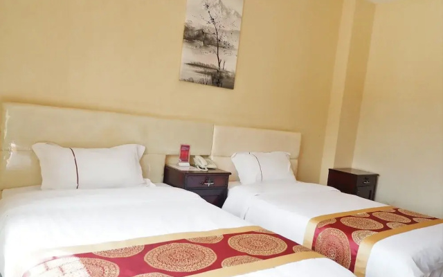 Lyly Hotel