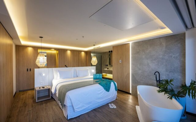 SERHS Experience Suites