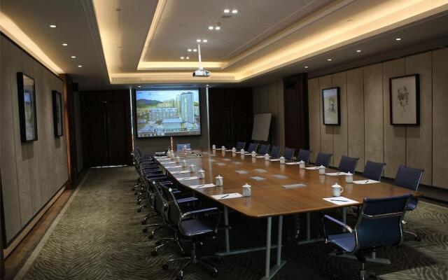 Ziyue Conifer Suite Hotel Sanya