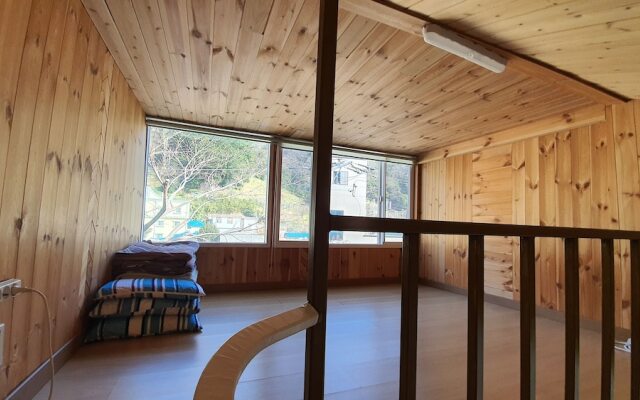 Ulleung Haeoreum Pension