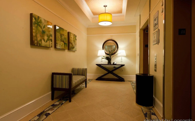 Club Wyndham Oceanside Pier