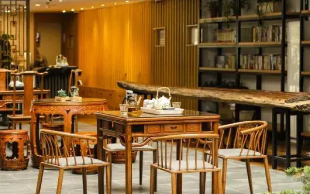 Shanghai Jingxin Guiwo Hotel (Baoshan Temple Branch)