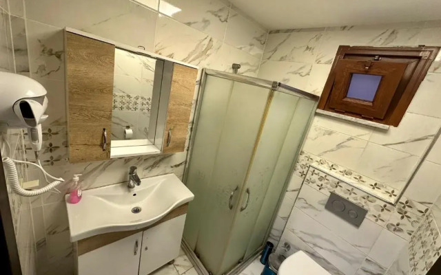 Camellia Hotel