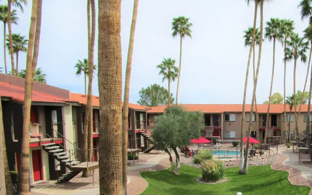 Park Suites at 118 - One Bedroom Apartment