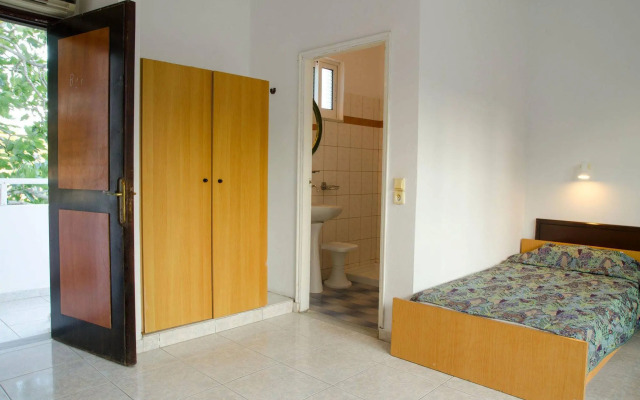 Gnest Apartments