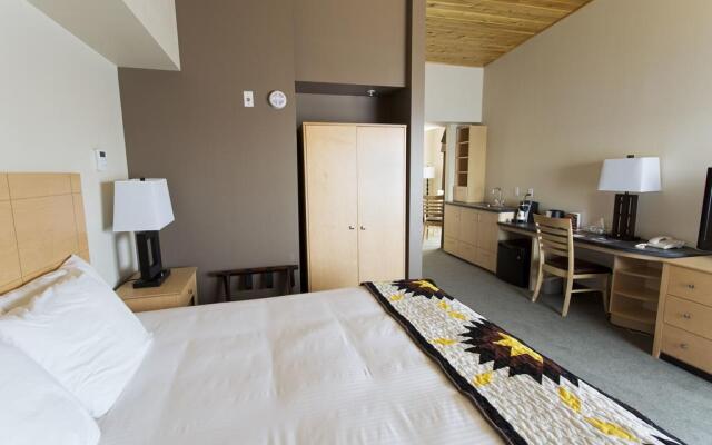 Manitoulin Hotel and Conference Centre