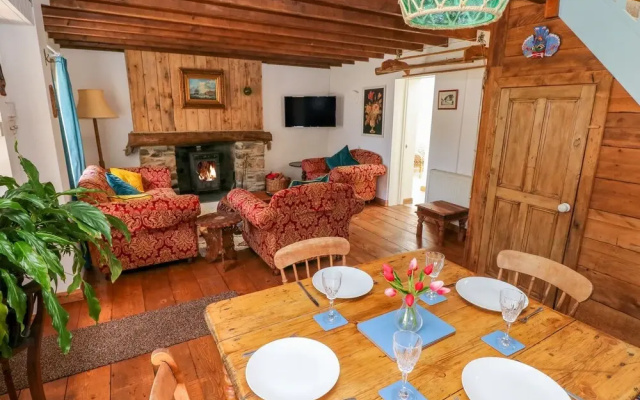 Sea Pickle Cottage