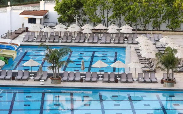 Oz Hotels Side Premium