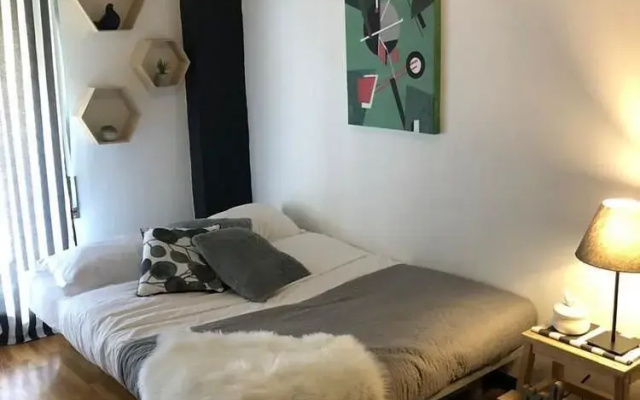 Home Plus Psirri Apartment