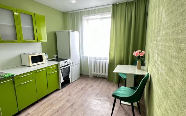 Апартаменты ДеньНочь на ул. Индустриальная д. 17