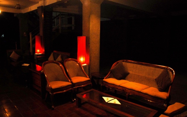 Ivory Inn