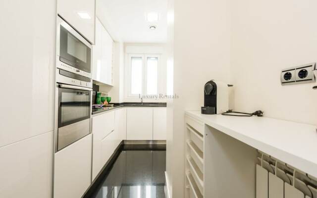 2 bedrooms Golden Mile barrio Salamanca ( Serrano I )