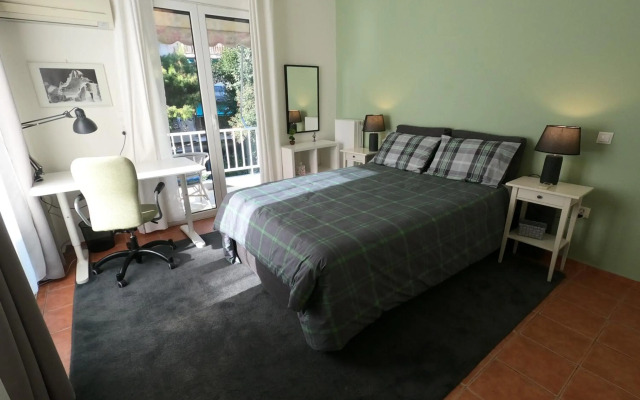 Park view apartment near Panormou