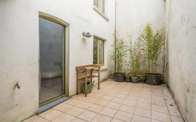 Characterful Town house promenade, fish market,
