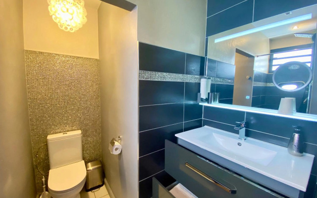 Hostal 170 Room 14 Service Appartement