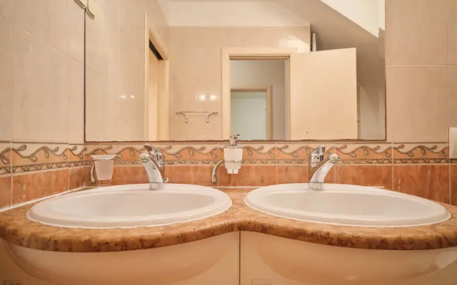 Holiday Seaview Apartment by Litto