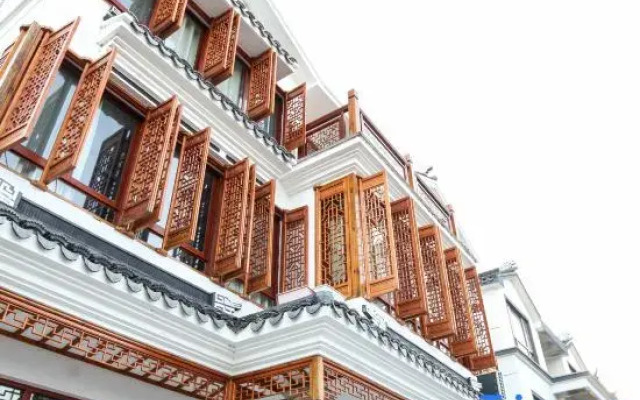 Yunsu Hotel
