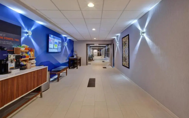 Holiday Inn Express & Suites Absecon-Atlantic City by IHG