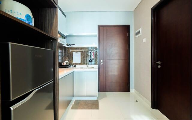 Spacious and Artsy Studio Apartment at Brooklyn Alam Sutera