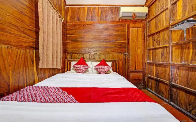 Oyo 91201 Larasati Homestay Pantai Klayar