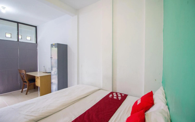 OYO 3707 Halona Guesthouse