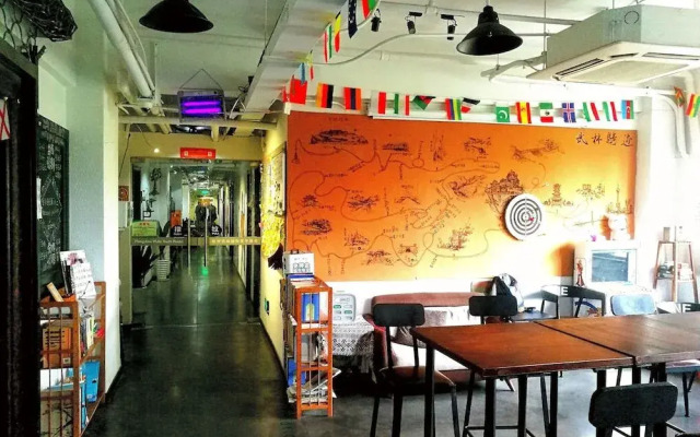 Hangzhou Wulin Youth Hostel