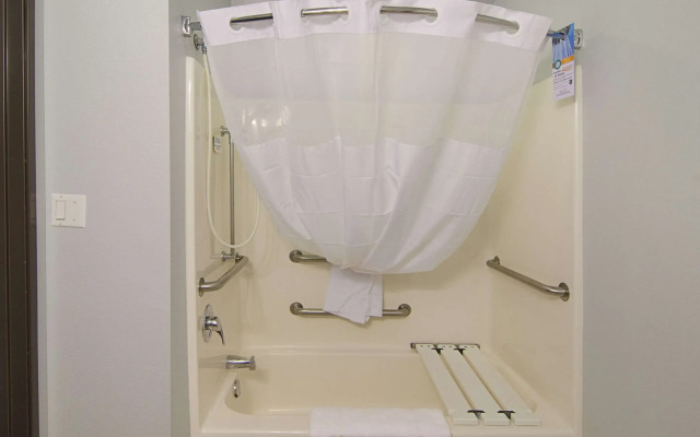 Quality Inn