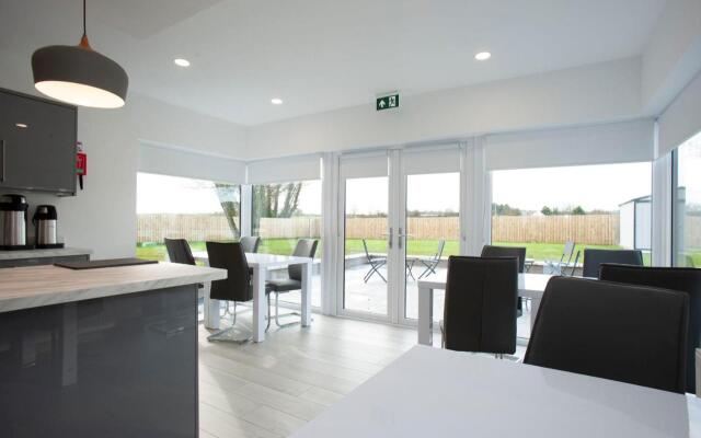 Causeway B & B