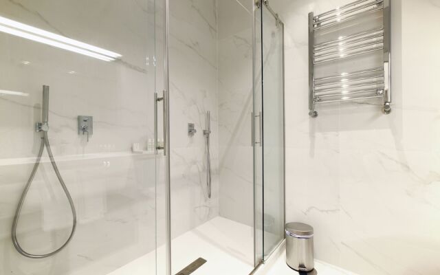 Madrid Centric VI by Madflats Collection