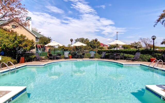 Addison Suites
