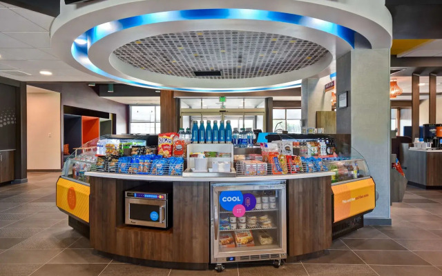 Tru by Hilton Auburn