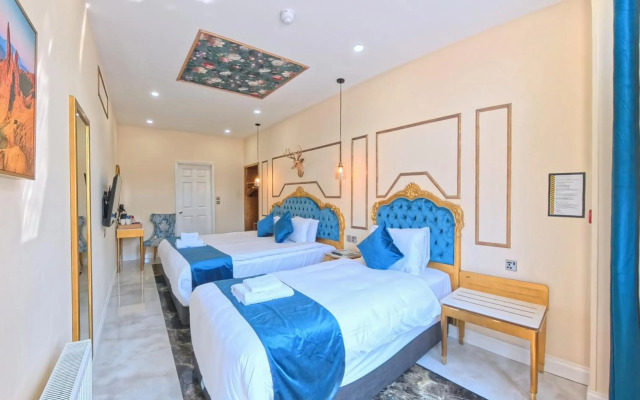 Muthu Fort William Hotel