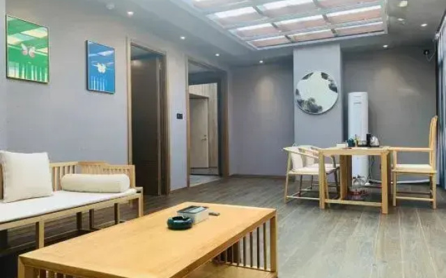 Urba Hotel (Tekes Bagua City Tai Chi Eye Ferris Wheel Branch)