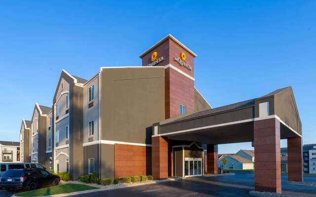 La Quinta Inn & Suites by Wyndham Columbus West - Hilliard