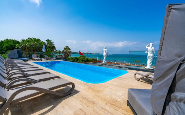Golden Star Hotel