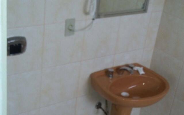 Lar Residence