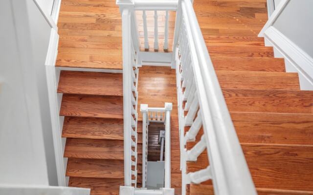 Findlay Market Suite 6