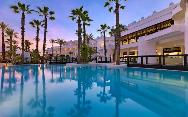 H10 Estepona Palace Hotel