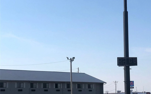 Days Inn & Suites by Wyndham Caseyville