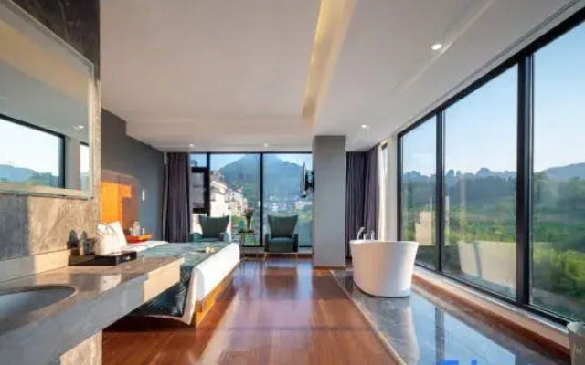 Thousand stars praise homestay