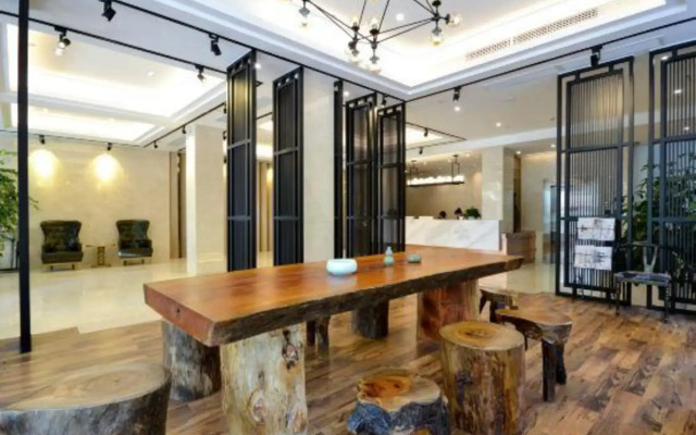 Lishui Jinjiang Business Hotel