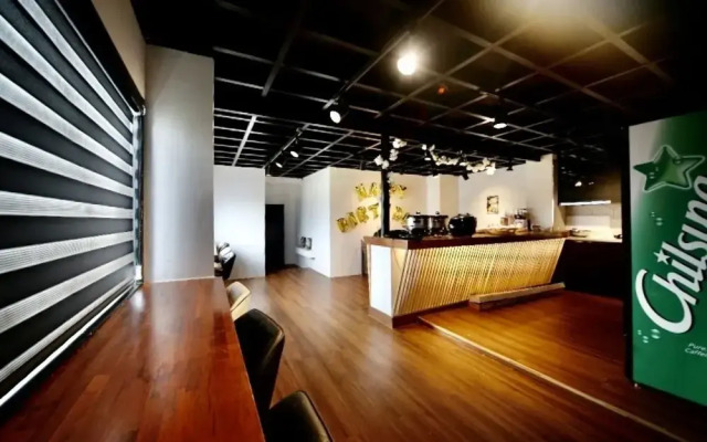 Cheongju Business Hotel JA