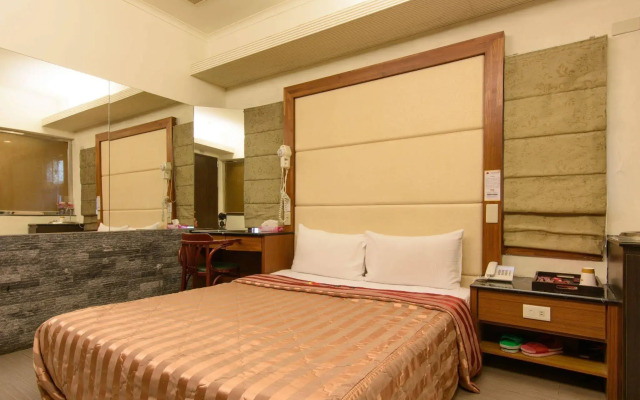 Harbor Elite Hotel