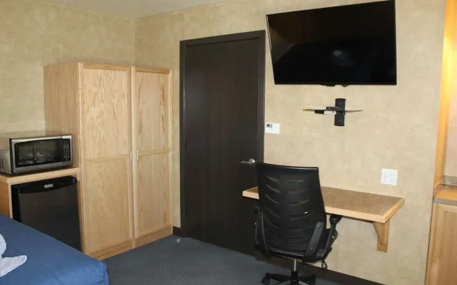 Target Hospitality-Seven Rivers Lodge Carlsbad