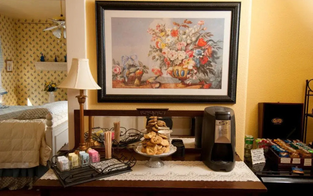 The Cotton Palace Bed and Breakfast