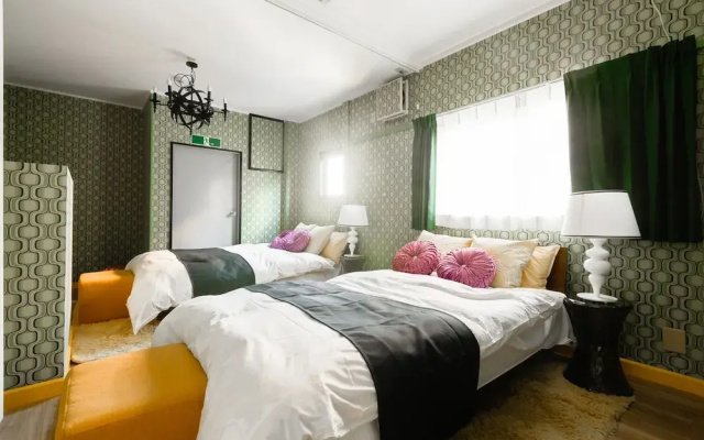 Ota Building Penthouse St33