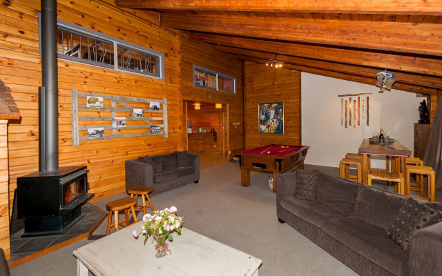 Breckenridge Lodge