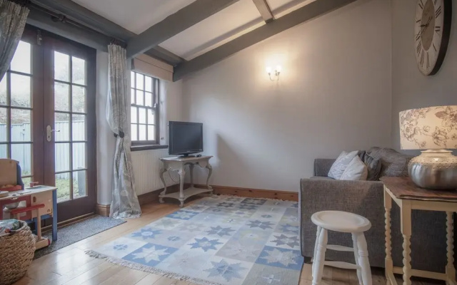 Tregoyr - 3 Bedroom Holiday Home - St. Florence