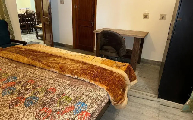 Mishra's Bungalow