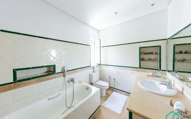 Villa de Luxe Gammarth Avec Piscine